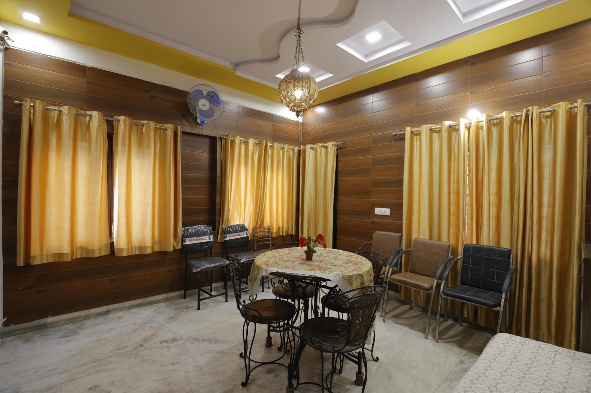 Basil Inn Home Stay Walking Distance From Taj Mahal Agra Agra  Exteriör bild